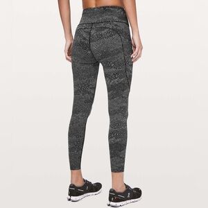 Lululemon Black & White Leggings Fast & Free